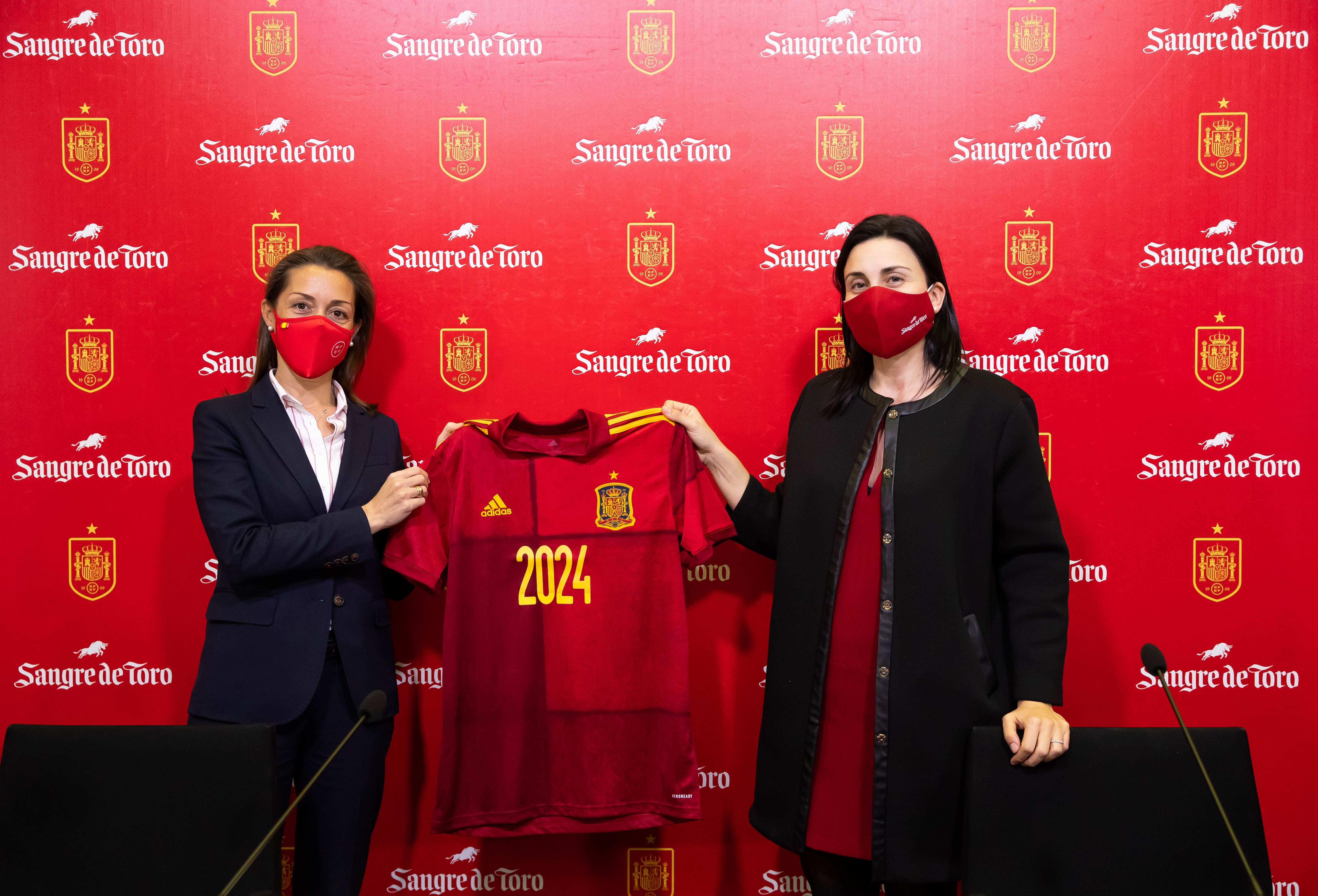 SANGRE_DE_TORO-210323-Patrocinio Selección Española Futbol2