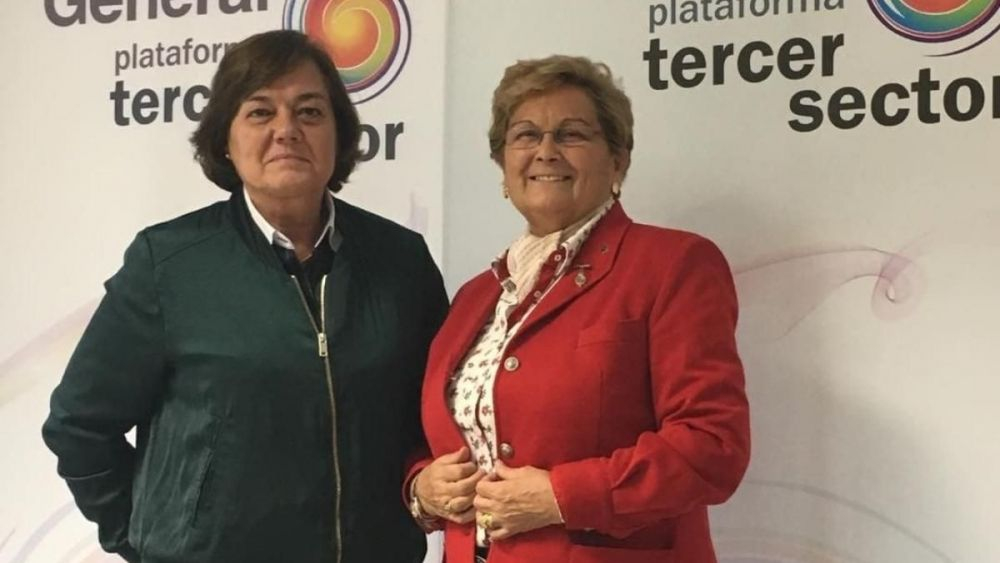 Secretaria general de Femur, Elena García, y presidenta, Juana Borrego / @borregoizquierdo