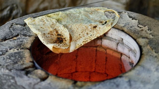 Pan en un horno de Armenia / Foto: Paola Miglio