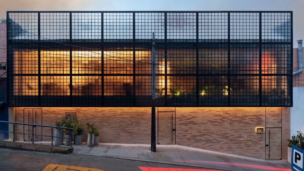 Fachada del restaurante LEO, de Leonor Espinosa (Bogotá, Colombia) / Simón Bosch