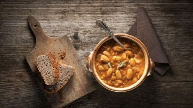 Los judiones con cochinillo de Botín / Foto: 1725 Goumet Los judiones con cochinillo de Botín / Foto: 1725 Goumet