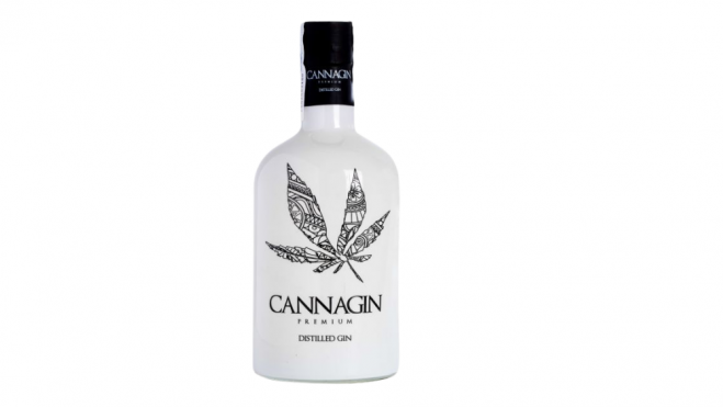 Botella de ginebra Cannagin Premium / Foto: Cannagin