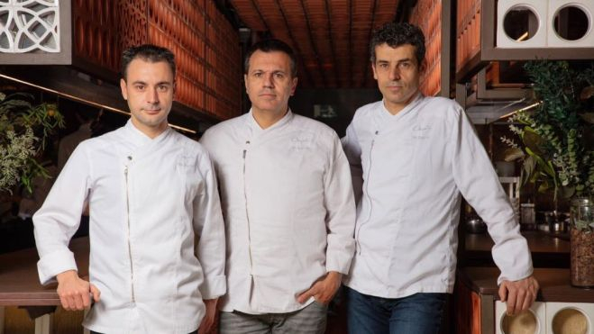 Oriol Castro, Eduard Xatruch y Mateu Casañas en Disfrutar / Foto: restaurante