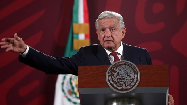 Andrés Manuel López Obrador, habla durante una rueda de prensa hoy, en el Palacio Nacional, en Ciudad de México (México) / Foto: EFE/Sáshenka Gutiérrez