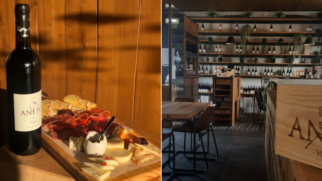 Tabla de quesos y embutidos y salón interior de Aneto & Table / Foto: Instagram