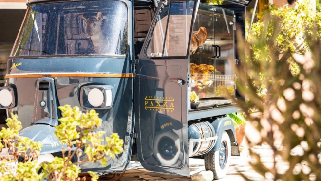 El food truck cárnico de Panza Catering / Foto: Instagram