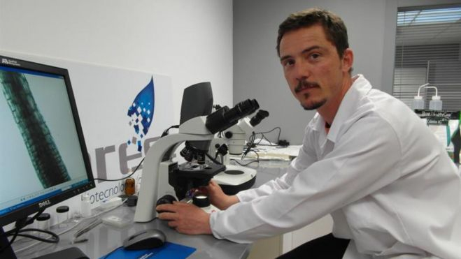 Jaime Olaizola, responsable del laboratorio ID Forest de Venta de Baños (Palencia) / EFEVERDE