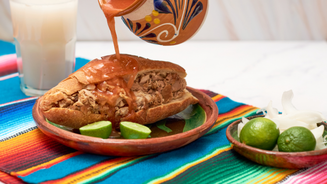 Torta ahogada, plato típico mexicano / Foto: Canva