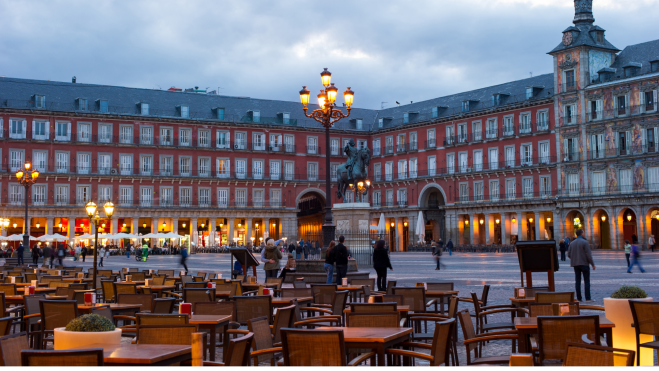 Terrazas en la Plaza Mayor de Madrid / Foto: Canva