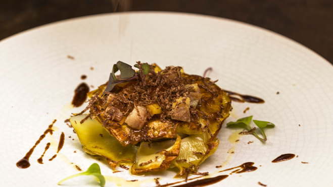 Uno de los platos del menú Alcachofa, Trufa, Caza del Restaurante Windsor / Foto cedida