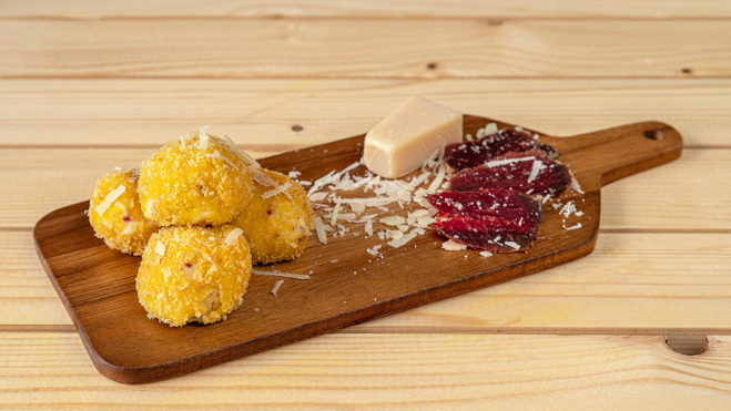 Croquetas de cecina y queso parmesano / Foto: web Divina Croqueta