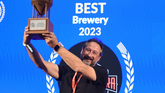 Premio mejor cervecera 2023 para Cosa Nostra / Foto: cedida Jordi Beltrán