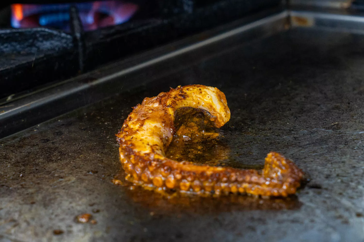 Pulpo a la plancha en el restaurante Little Andaman / GALA ESPÍN