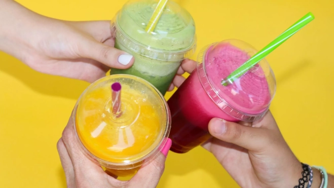 Smoothies de diferentes sabores / Foto: Canva