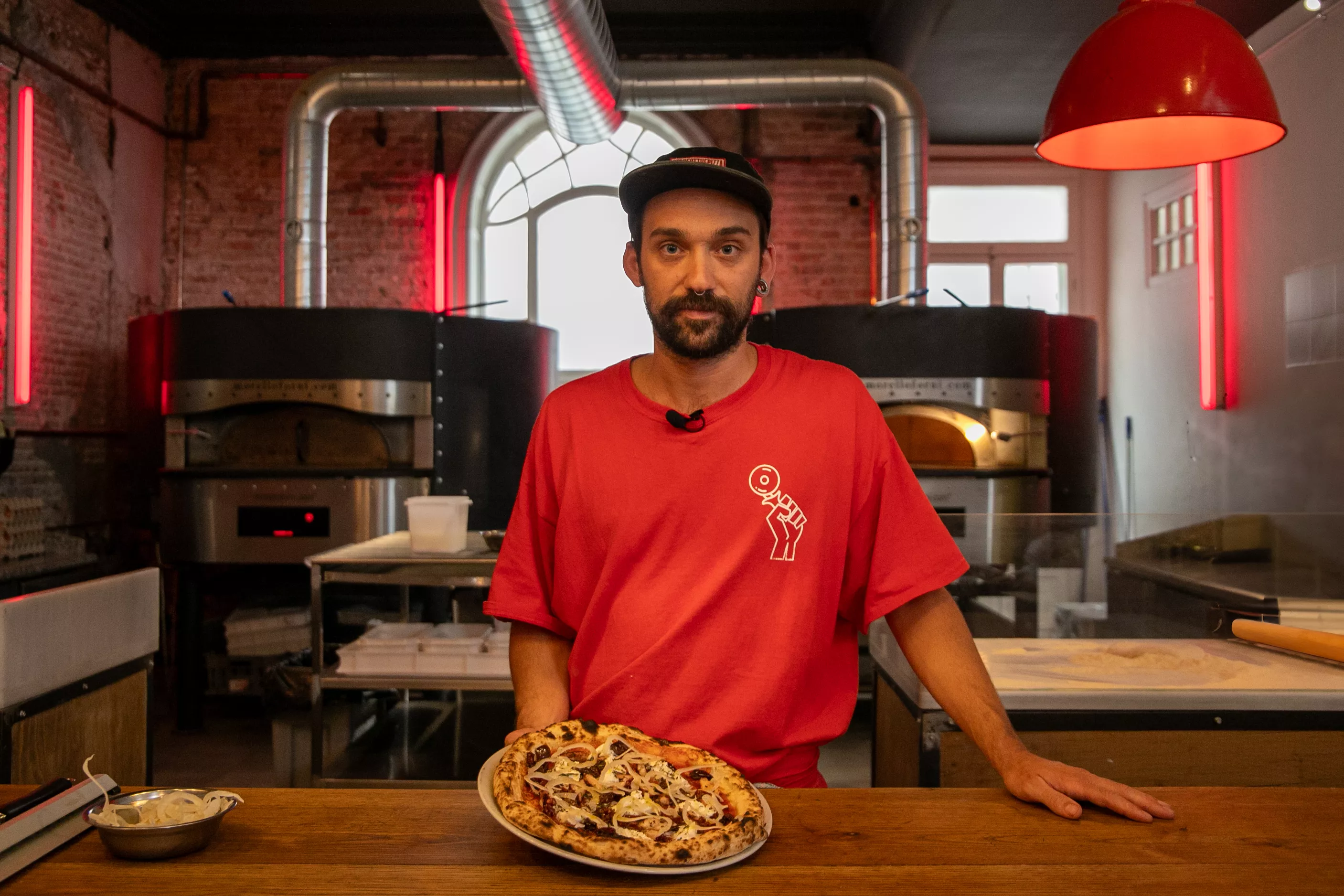 Can Pizza: así se cocina la mejor pizza de España de 2023 / GALA ESPÍN
