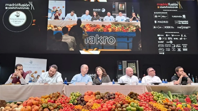 El jurado del Concurso Mejor Croqueta de Jamón de bellota 100% ibérico de España 2024 / Foto: Raquel Castillo