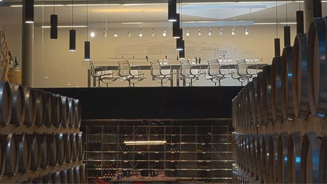 Sala de barricas en la bodega Cepa 21 / Foto cedida Sala de barricas en la bodega Cepa 21 / Foto cedida