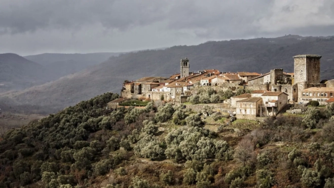 Vista de uno de los pueblos de la Sierra de Francia / Foto: Facebook Mancomunidad Turismo Sierra de Francia