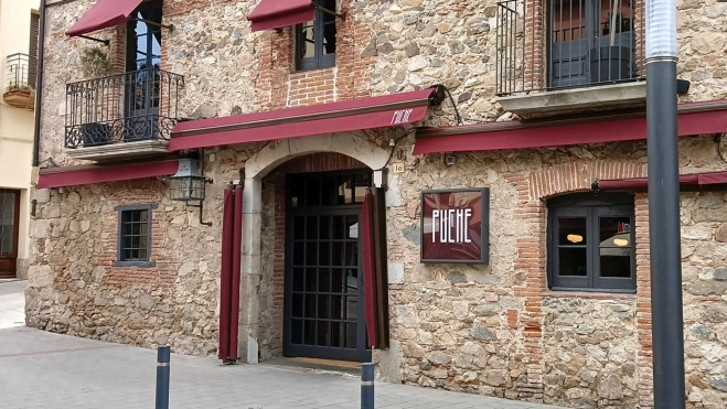 Entrada del restaurante Puche (Palamós) / Foto: Òscar Gómez