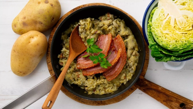 Plato de 'trinxat' de La Cerdanya / Foto: Canva