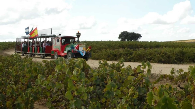Tren del vino de Bodegas Andrade / Foto: web Tren del vino de Bodegas Andrade / Foto: web
