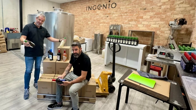 Los fundadores de Ingenio en su fábrica de Madrid / Foto cedida Los fundadores de Ingenio en su fábrica de Madrid / Foto cedida