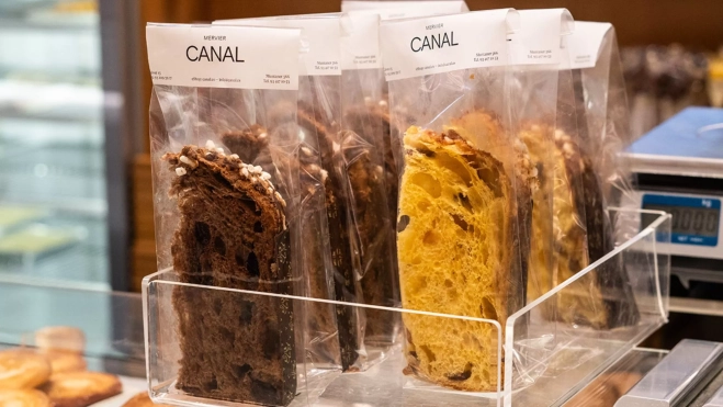 Porción de 'panettone' individual en la pastelería Mervier Canal / Txaber Allué Porción de 'panettone' individual en la pastelería Mervier Canal / Txaber Allué
