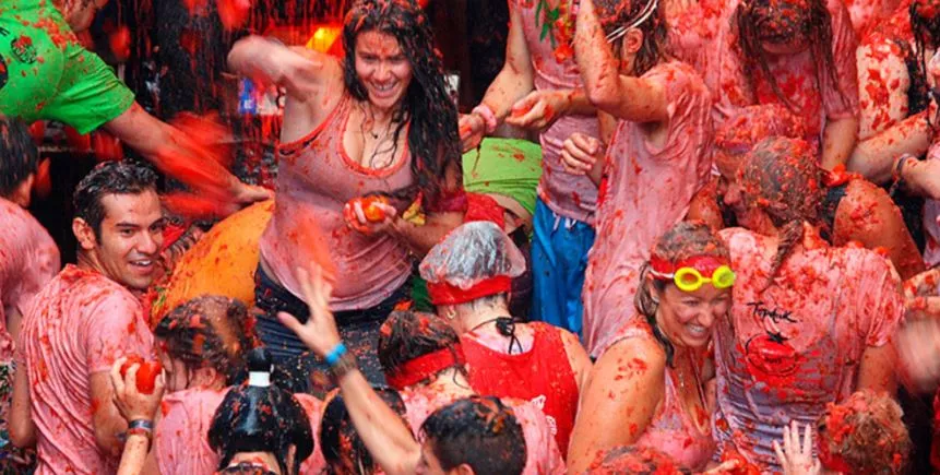 Celebración de La Tomatina en Buñol / La Tomatina