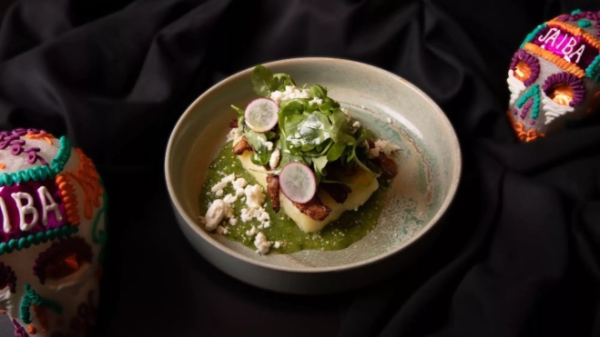 Uno de los platos del menú de muertos de Roberto Ruiz en Jaiba MX / Cedida Uno de los platos del menú de muertos de Roberto Ruiz en Jaiba MX / Cedida