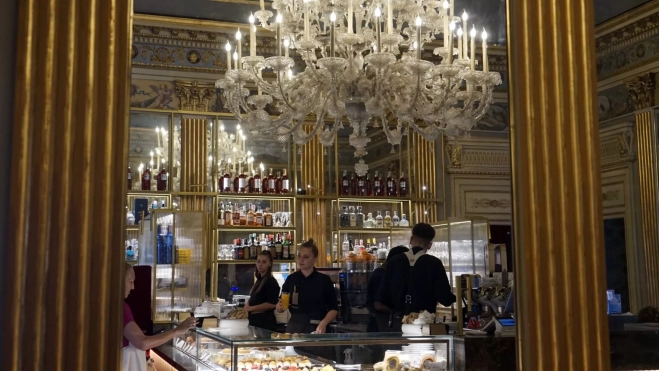 El Caffè San Carlo es uno de los más antiguos y elegantes de Turín / Yolanda Cardo