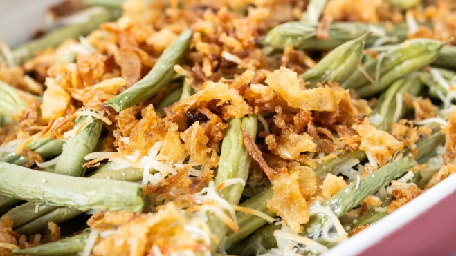 Detalle de sobras de la 'green bean casserole' / Canva