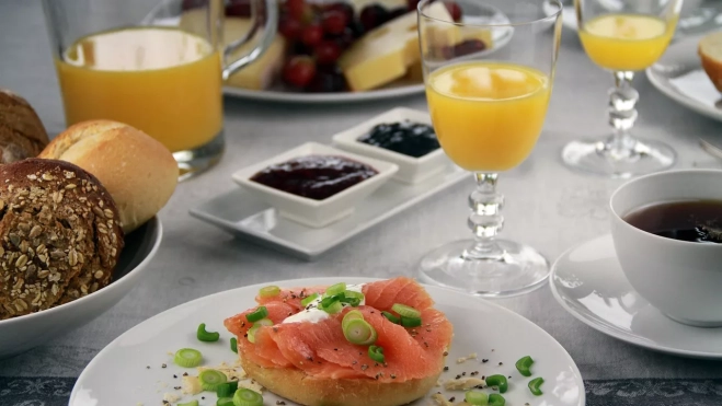 Desayuno completo Imagen de Katharina Klinski en Pixabay Desayuno completo Imagen de Katharina Klinski en Pixabay