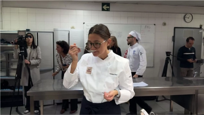 La chef Carlota Claver en la comida solidaria organizada por PROVACUNO / Cedida