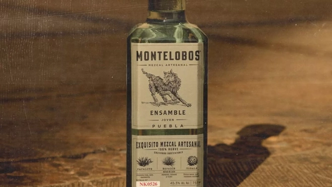 Botella de Montelobos Mezcal Ensamble / Instagram Botella de Montelobos Mezcal Ensamble / Instagram