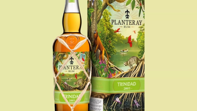 Botella de Planteray Rum Trinidad 2003 / Redes Sociales Botella de Planteray Rum Trinidad 2003 / Redes Sociales