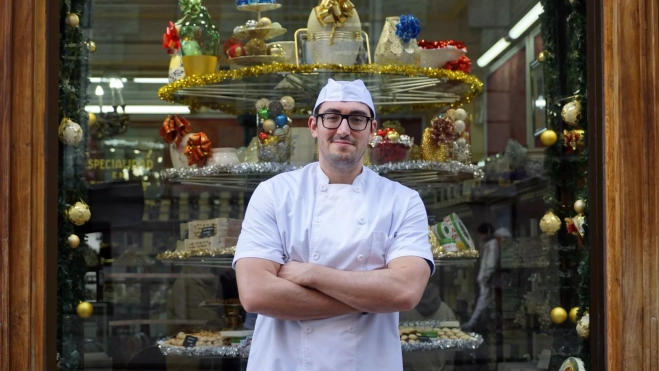 Carlos Ibáñez, sexta generación de Casa Mira, fundada en 1842 por Luis Mira / Yolanda Cardo Carlos Ibáñez, sexta generación de Casa Mira, fundada en 1842 por Luis Mira / Yolanda Cardo