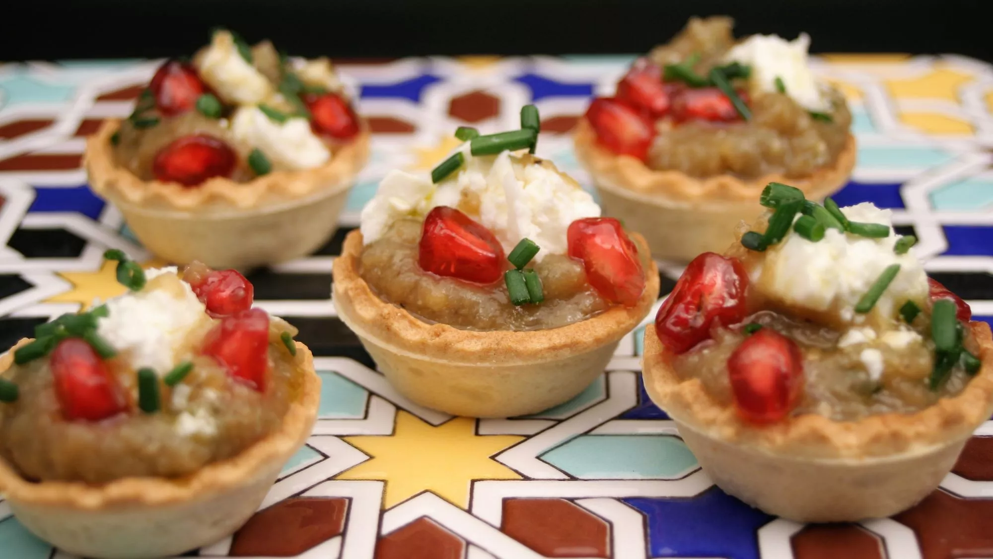 Tartaletas de baba ganoush para la mesa de Navidad (Receta de Inés Butrón) / Antonio Ron