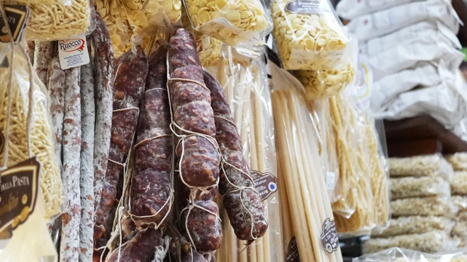 Salumeria Monti Lattari en Nápoles / Txaber Allué