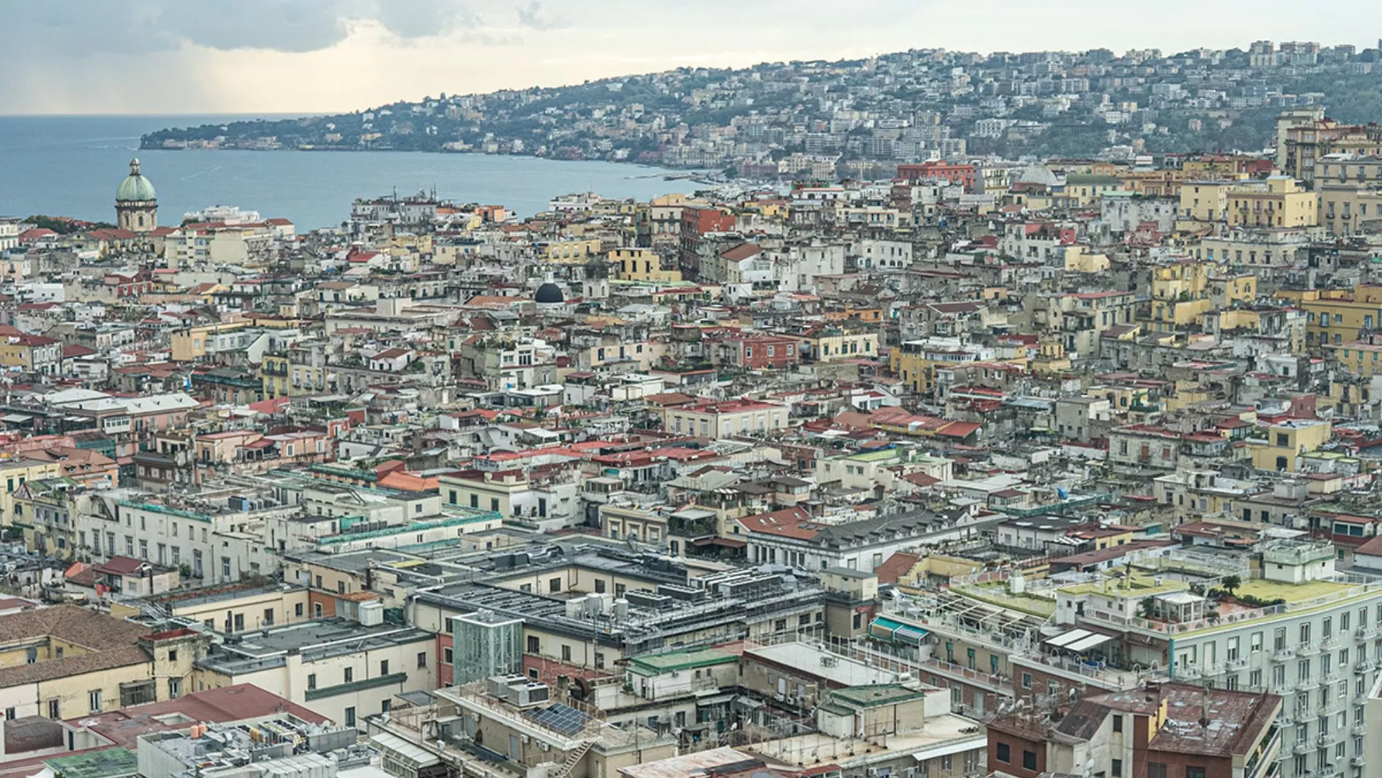 Panorámica de Nápoles desde el hotel NH Napoli Panorama / Txaber Allué