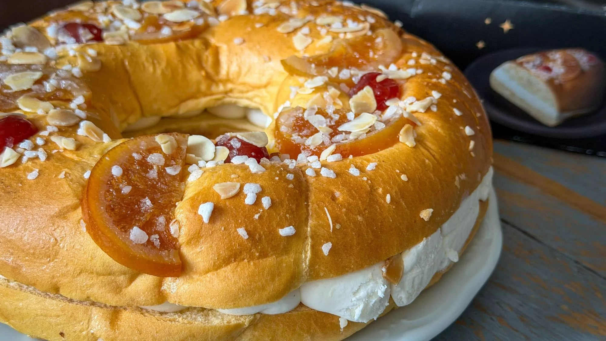 El roscón de Reyes relleno de nata del supermercado Aldi / Iker Morán