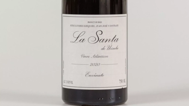 Vino tinto La Santa de Úrsula de Envínate / Redes Sociales