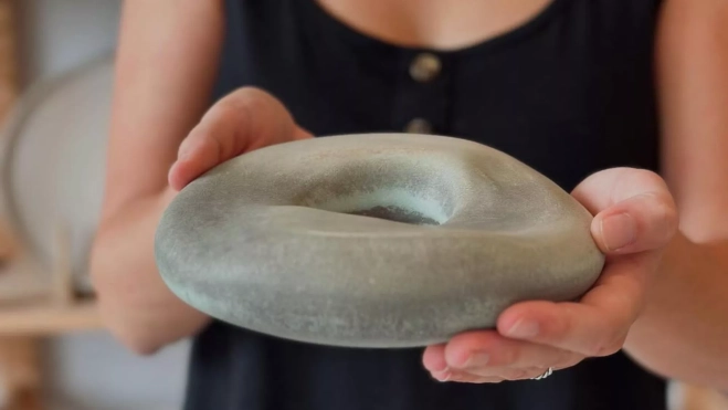 Uno de los platos diseñados y producidos en Marc Marcet Ceràmica / Instagram Uno de los platos diseñados y producidos en Marc Marcet Ceràmica / Instagram