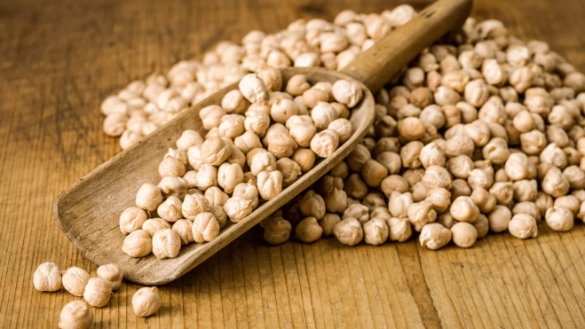 Muestra de garbanzos pedrosillanos / CANVA