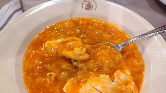 Sopa de ajo del restaurante José Luís en Trespaderne (Burgos) / Yolanda Cardo Sopa de ajo del restaurante José Luís en Trespaderne (Burgos) / Yolanda Cardo