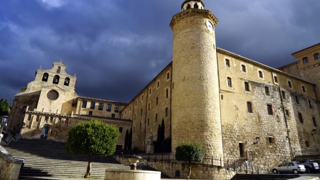 El imponente monasterio de San Salvador de Oña (Burgos) / Yolanda Cardo El imponente monasterio de San Salvador de Oña (Burgos) / Yolanda Cardo