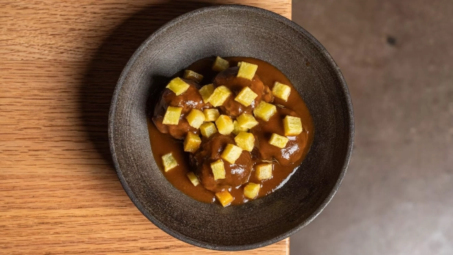 Las albóndigas de ciervo de Surco (Ávila) / Jordi Domènech Las albóndigas de ciervo de Surco (Ávila) / Jordi Domènech