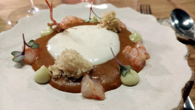 Romesco de gamba roja en el restaurante El Terrat de Tarragona / Òscar Gómez