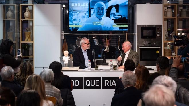 Homenaje a Carles Gaig en La Boqueria / SIMÓN SÁNCHEZ Homenaje a Carles Gaig en La Boqueria / SIMÓN SÁNCHEZ