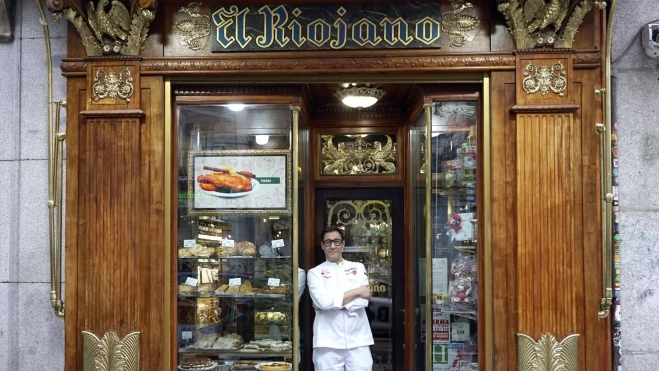 Roberto Martín Comontes, jefe pastelero y actual propietario de El Riojano / Yolanda Cardo 