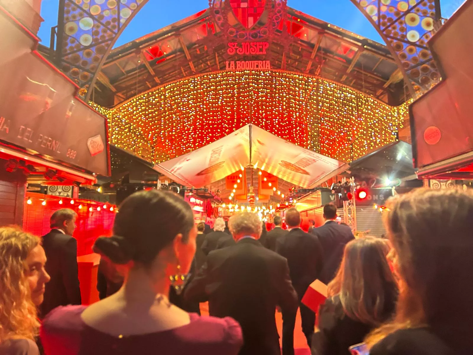 Evento de Damm en el mercado de la Boqueria / HULE Y MANTEL